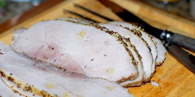 How to make boiled pork in the oven with ginger, mustard and apple