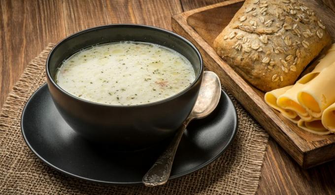 Cheese soup with forest mushrooms