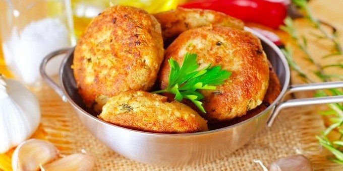 Potato patties with cheese and dill