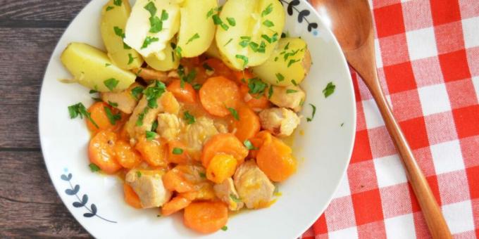 Pork stewed with carrots