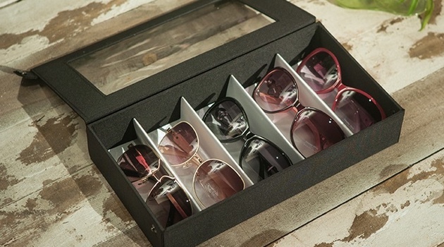 Container for glasses