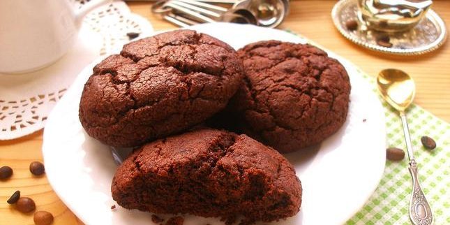 Chocolate cookies with cocoa