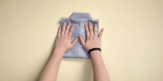 How to fold a shirt