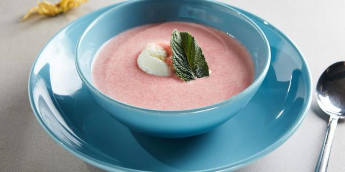 Strawberry puree soup