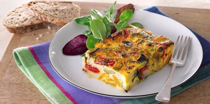 How to cook eggs in the oven: c frittata baked vegetables