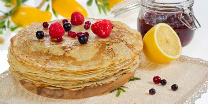 Pancakes on fermented baked milk and boiling water: a simple recipe