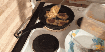 How to fry pancakes with fillings
