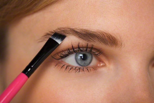 Beveled brush makeup eyebrow - evening makeup