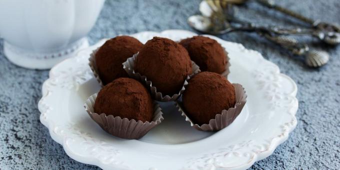 Cocoa-coated chocolate truffles