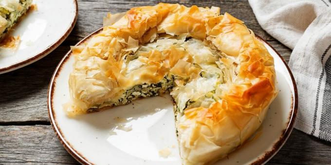 Spanakopita - Greek cheese and spinach pie