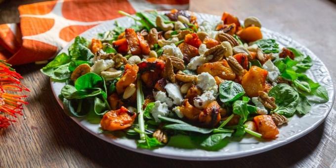 How to prepare a salad of baked pumpkin with spinach, cheese and nuts