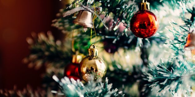 What to give your loved ones on New Year tree decorations