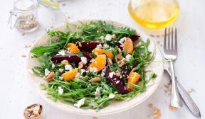 Beetroot and orange salad with nuts and feta