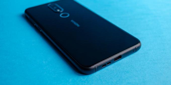 Review of Nokia 6.1 Plus: lower bound