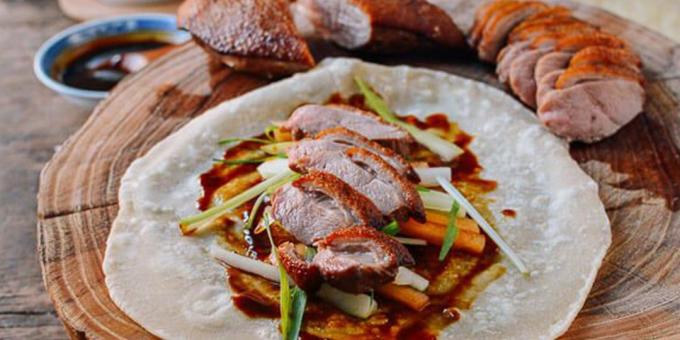 How to cook a duck in the oven: Peking Duck