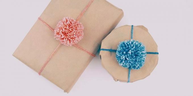 How to make a pompom using a round cardboard template