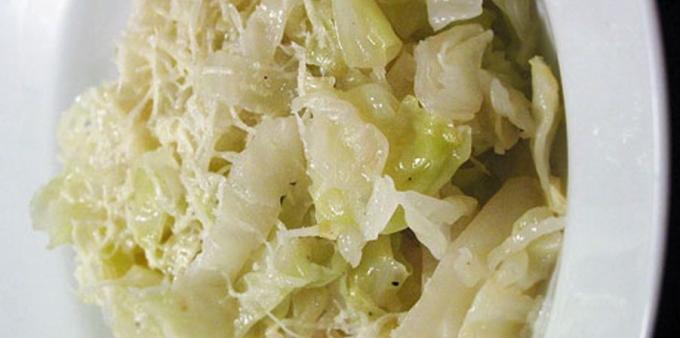 Dishes of cabbage: Stewed cabbage in wine