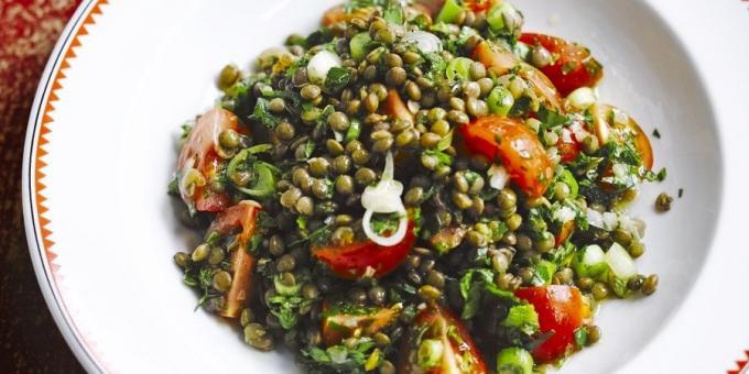Salad with lentils and tomatoes