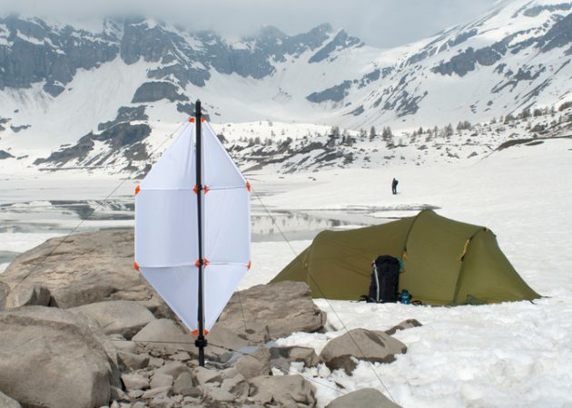 Portable Wind Generator Micro Wind Turbine produces energy 24/7