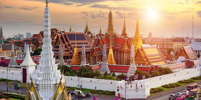 Where to go in April in Bangkok, Thailand