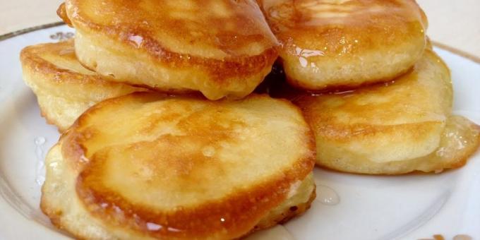 Recipes: Fluffy pancakes with kefir without eggs
