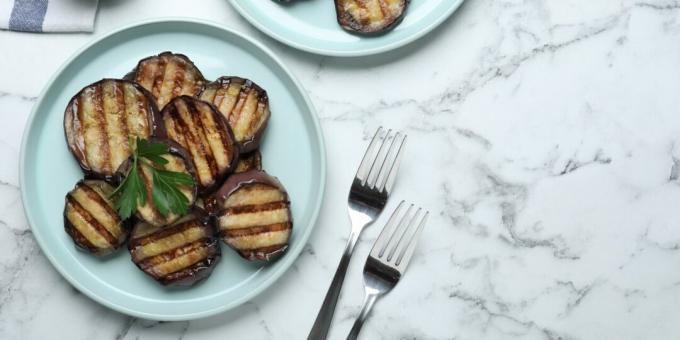 Grilled eggplant with balsamic vinegar