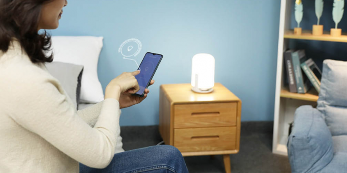 Xiaomi has released a vision-safe night lamp. She does not emit blue light