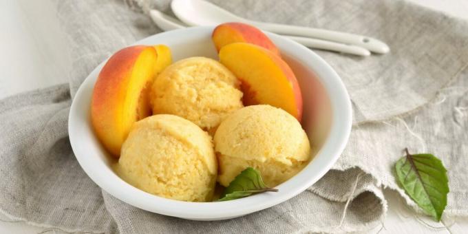 Plain peach ice cream