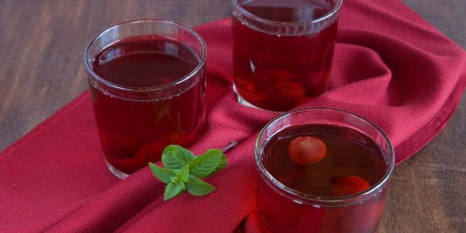 Compote of cherries and raspberries and mint