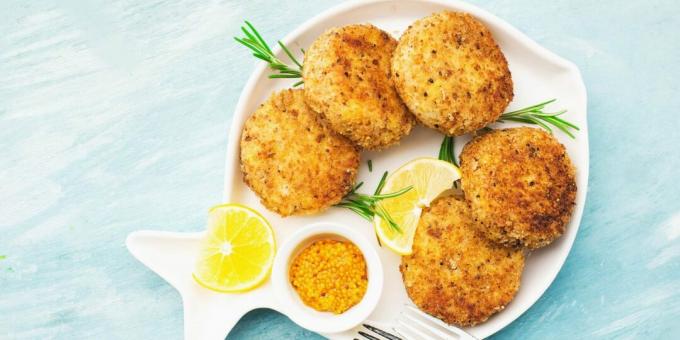 Canned fish cutlets with potatoes