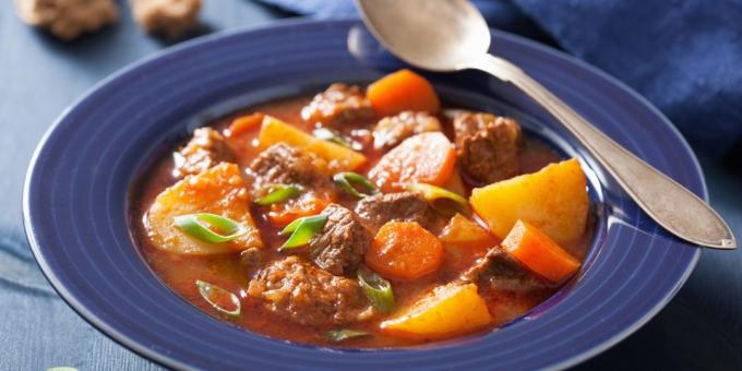 Recipes: Beef with vegetables in the oven