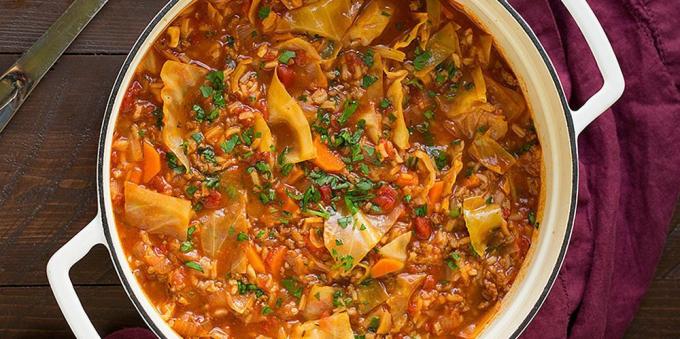 Recipes with cabbage: Thick soup with cabbage, rice and beef