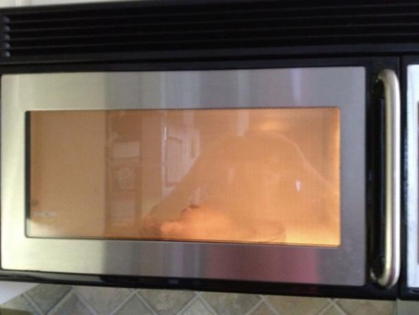 How to wash the microwave