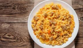 Pilaf with pork and barberry