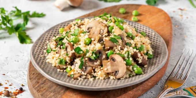 Couscous with mushrooms