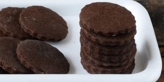 Chocolate cookies without eggs