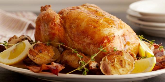 Recipes with garlic: Chicken baked with lemon and garlic